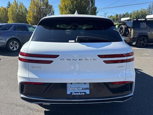 2026 Genesis GV70 2.5T Advanced