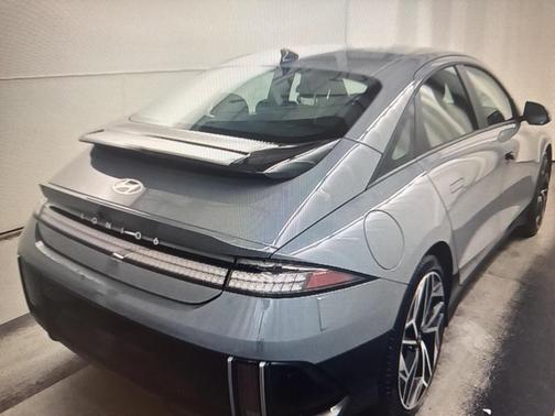 2023 Hyundai IONIQ 6 SEL
