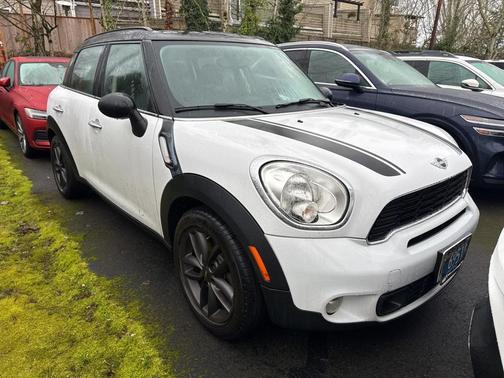 2011 MINI Cooper S Countryman Base