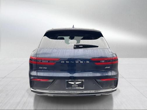 Capri Blue 2026 Genesis GV70 2.5T