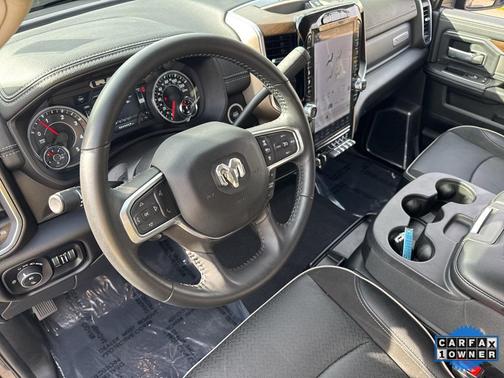 2024 RAM 2500 Laramie Crew Cab 4x4 6'4' Box