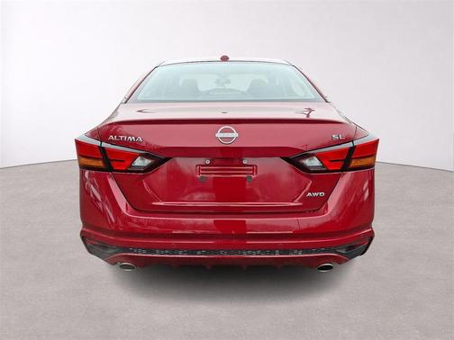 Scarlet Ember 2024 Nissan Altima 2.5 SL