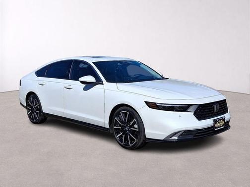 Platinum White Pearl 2024 Honda Accord Hybrid Touring