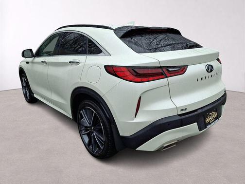 2023 INFINITI QX55 LUXE