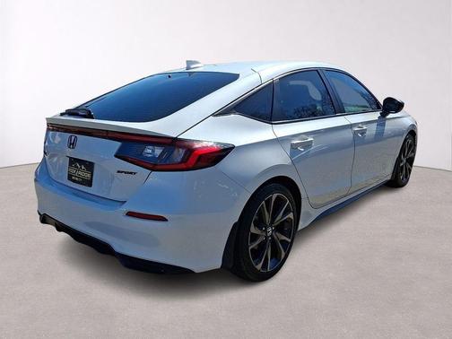 White 2022 Honda Civic Sport