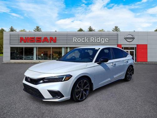 White 2022 Honda Civic Sport