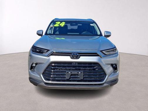 Celestial Silver 2024 Toyota Grand Highlander LIMITED