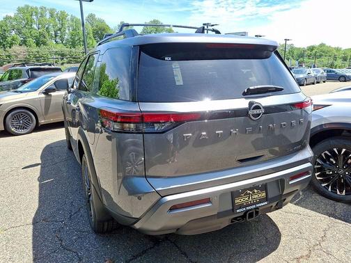 Gun Metallic 2026 Nissan Pathfinder SL