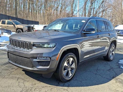 2022 Jeep Grand Cherokee 4xe Base