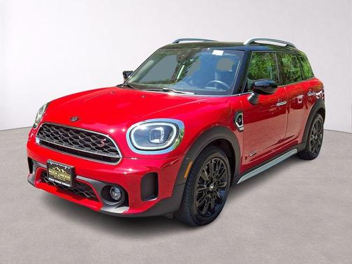 Chili Pepper Red 2024 MINI Countryman Cooper S ALL4