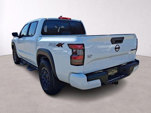 Glacier White 2024 Nissan Frontier PRO-4X