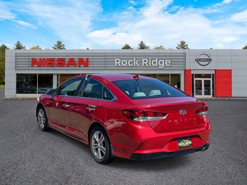 Scarlet Red 2018 Hyundai SONATA SEL