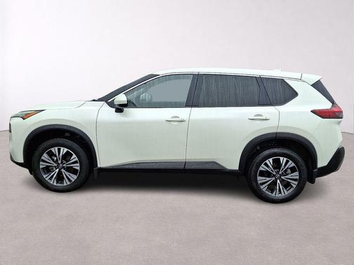 White 2023 Nissan Rogue SV