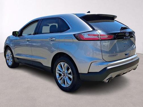 Silver Metallic 2024 Ford Edge Titanium