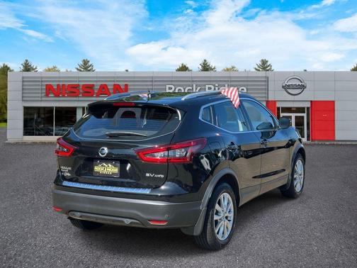 Magnetic Black 2022 Nissan Rogue Sport SV