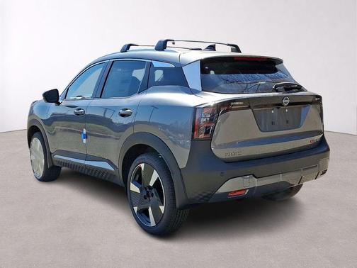 Gun Metallic 2026 Nissan Kicks SR