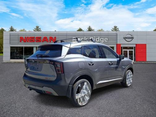 Gun Metallic 2026 Nissan Kicks SR