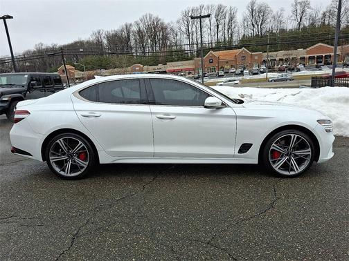 2024 Genesis G70 3.3T Sport Advanced