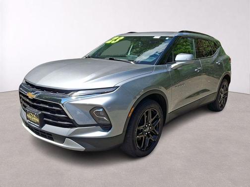 Sterling Gray Metallic 2023 Chevrolet Blazer 3LT
