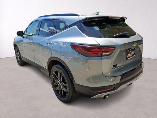 Sterling Gray Metallic 2023 Chevrolet Blazer 3LT