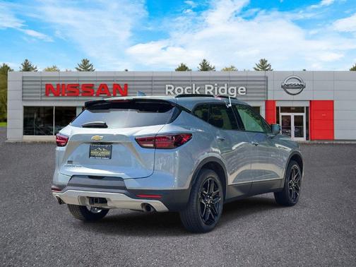 Sterling Gray Metallic 2023 Chevrolet Blazer 3LT