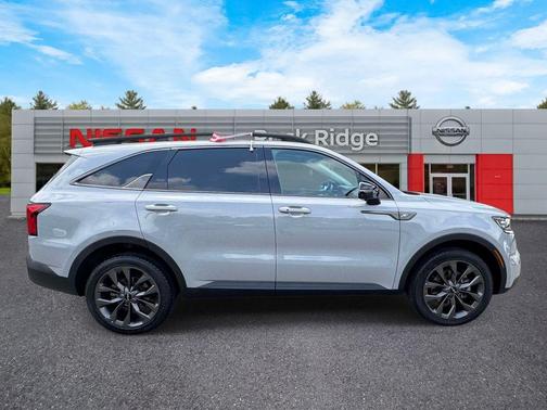 Gray 2023 Kia Sorento X-Line SX Prestige