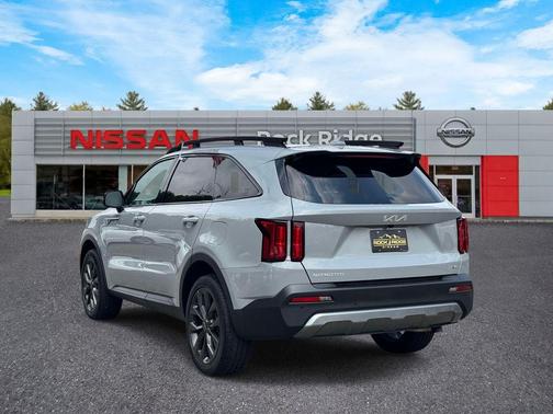 Gray 2023 Kia Sorento X-Line SX Prestige