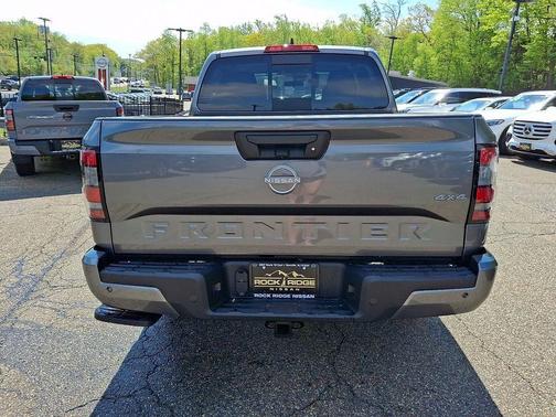 Gun Metallic 2026 Nissan Frontier SV