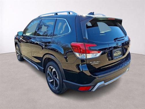 2022 Subaru Forester Touring