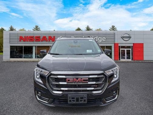 Ebony Twilight Metallic 2023 GMC Terrain AT4