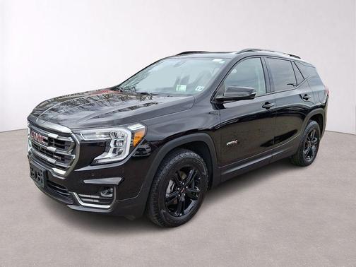 Ebony Twilight Metallic 2023 GMC Terrain AT4