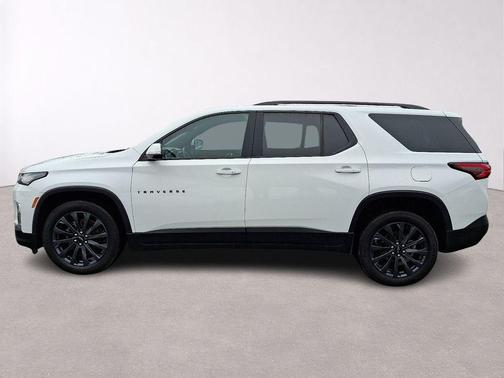 Summit White 2023 Chevrolet Traverse RS