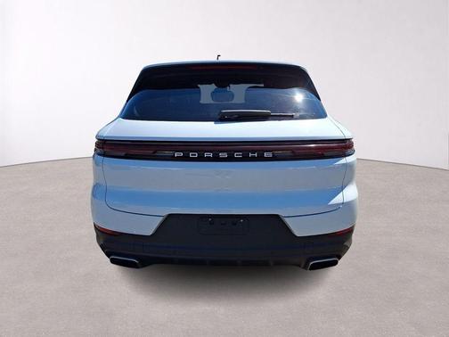 White 2024 Porsche Cayenne Base