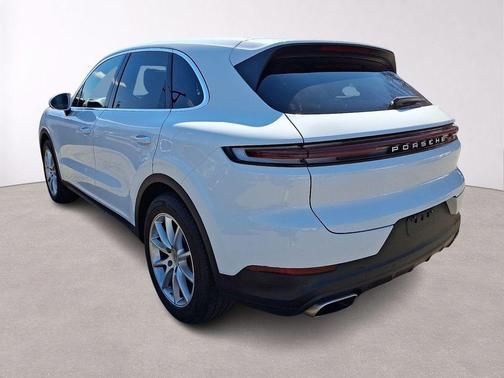 White 2024 Porsche Cayenne Base