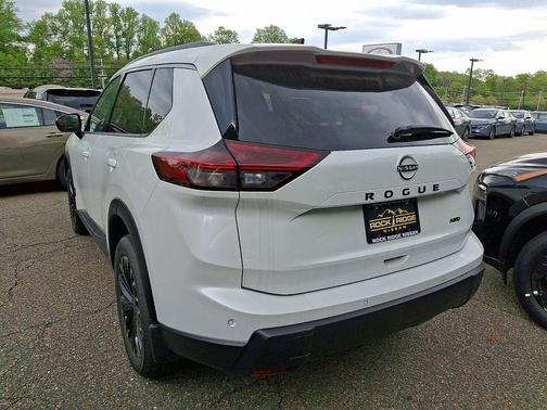Everest White P 2026 Nissan Rogue Dark Armor
