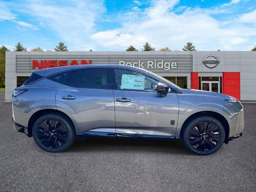 Gun Metallic 2027 Nissan Murano
