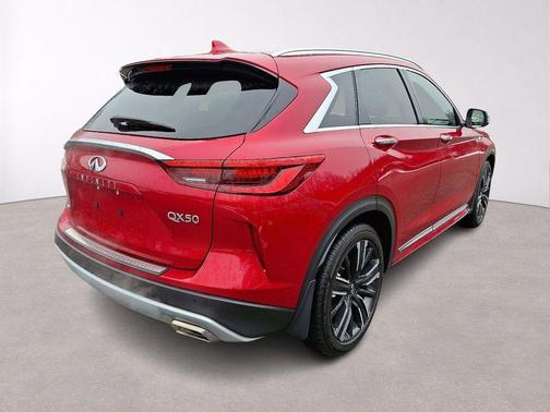 Dynamic Sunstone 2023 INFINITI QX50 SENSORY