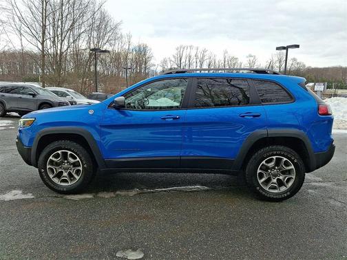 2020 Jeep Cherokee Trailhawk