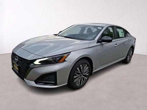 Brilliant Silver Metallic 2026 Nissan Altima 2.5 SV
