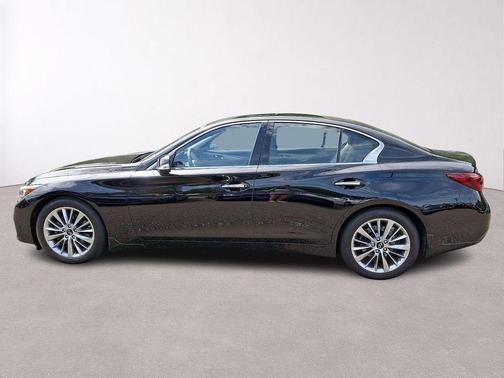 Black Obsidian 2023 INFINITI Q50 LUXE