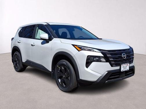 Everest White P 2026 Nissan Rogue SV