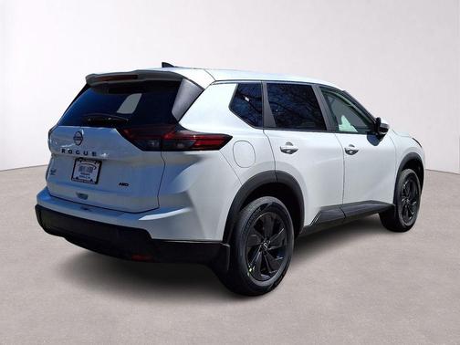Everest White P 2026 Nissan Rogue SV