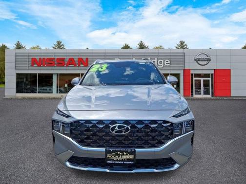 Shimmering Silver 2023 Hyundai SANTA FE Calligraphy