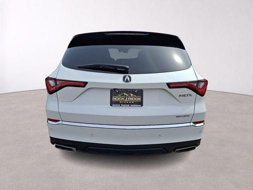 Platinum White Pearl 2023 Acura MDX Advance