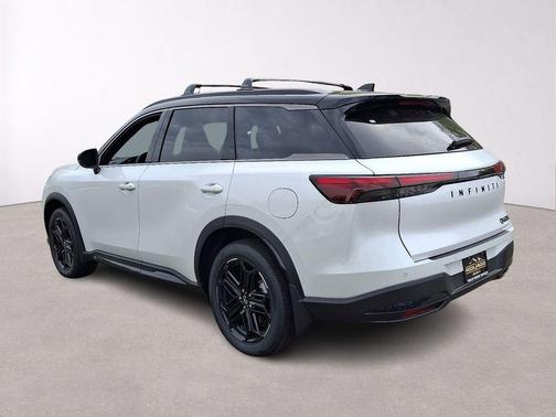 Rad Wht 2026 INFINITI QX60 SPORT