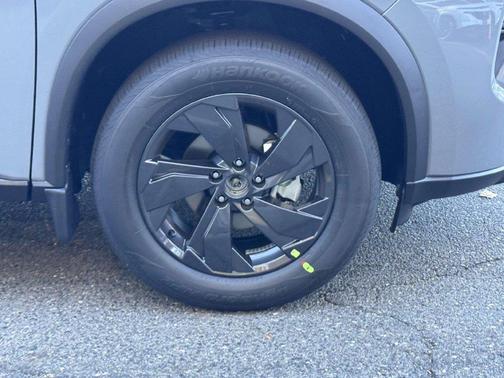Boulder Gray 2027 Nissan Rogue SV