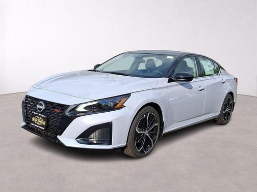 2t Gry Blk Roof 2026 Nissan Altima 2.5 SR