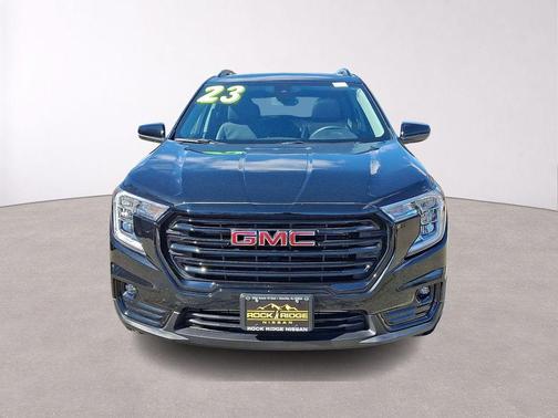 Ebony Twilight Metallic 2023 GMC Terrain SLT