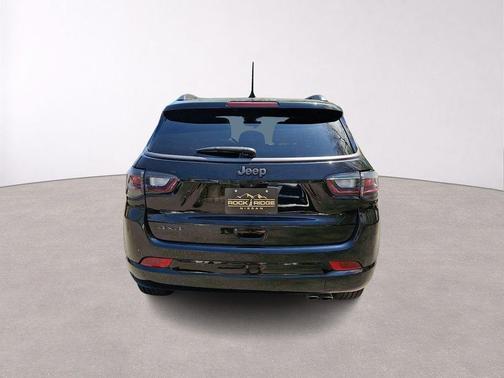 Diamond Black 2022 Jeep Compass Limited