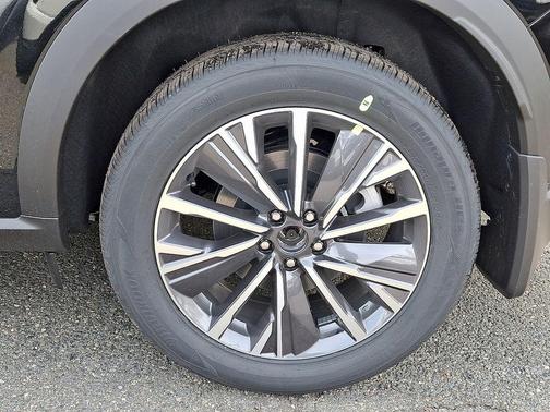 Diamond Black 2027 INFINITI QX60 Luxe